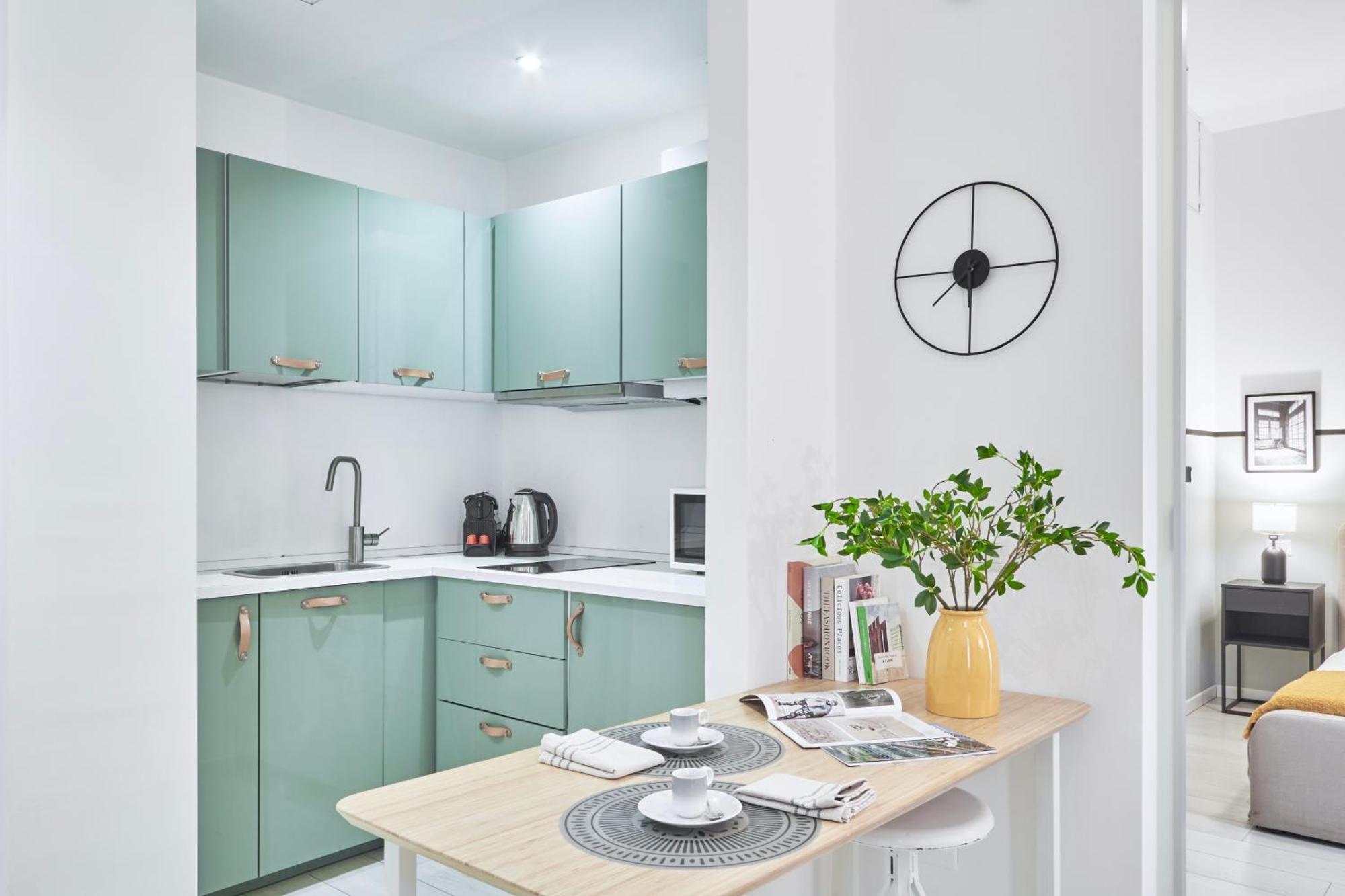 Elegante Appartamento Minimal Dai Tocchi Botanici Milano Dış mekan fotoğraf